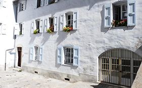 Maison Du Pape